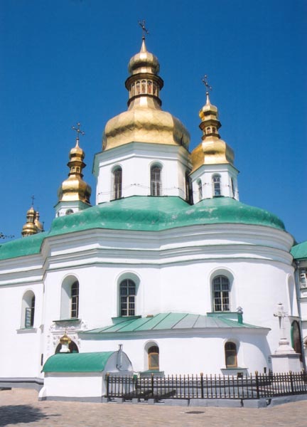 lavra155monasterylowerchurch_